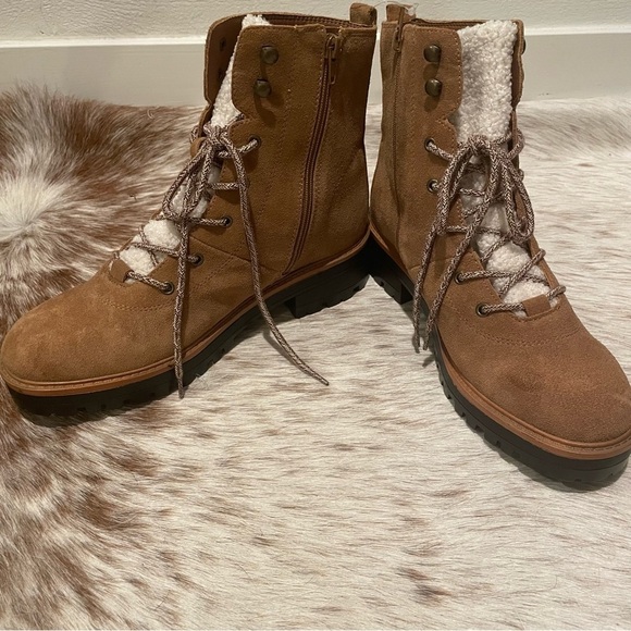 NWOB Marc Fisher Izma Boot Size 9.5 Shearling Suede Lace Up Combat Boots, Brown - Picture 9 of 13